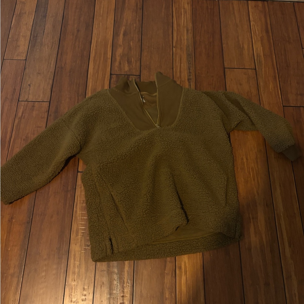 Aerie Olive V-Neck Women's Sweater